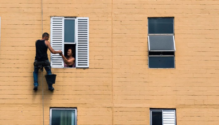 Memorial Day DIY Project: Wash Your House Exterior