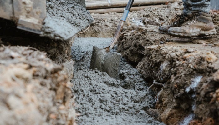 Memorial Day DIY Project: Make Your Own Concrete Stepping Stones