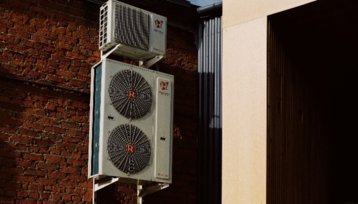 Cleaning Your Outside Unit