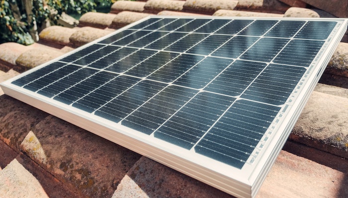 Memorial Day DIY Project: Add Solar Lights to Your Backyard